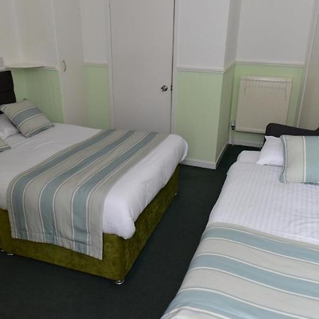 Corbiere Guest House เวสตัน-ซูเปอร์-แมร์ ภายนอก รูปภาพ